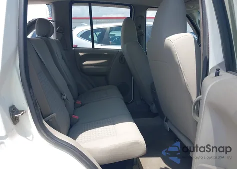 2006 Jeep Liberty Sport z USA, uszkodzony, nr VIN 1J4GL48K66W259210